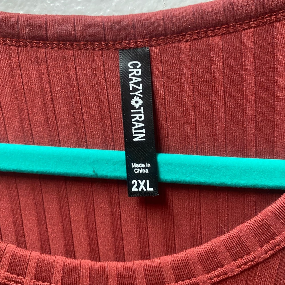 NWT Womans 2XL, XLCrazy Train Tee - Picture 2 of 2